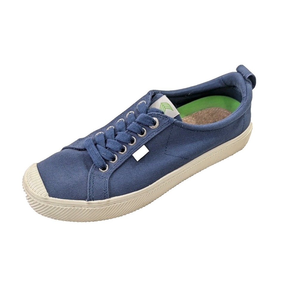 Cariuma OCA Low Canvas Sneaker Womens 10 Blue Canvas Sustainable Casual Active